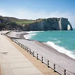 A Deux Pas D'etretat *